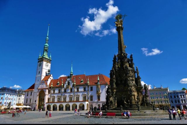 Rozprávkový hrad a Olomoucké syrečky 15.04.2023